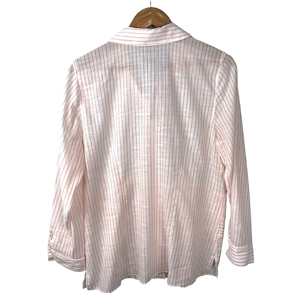 NWT Chico's Striped Cotton Button Front Shirt Size Medium Tiered Lightweight - Picture 3 of 8